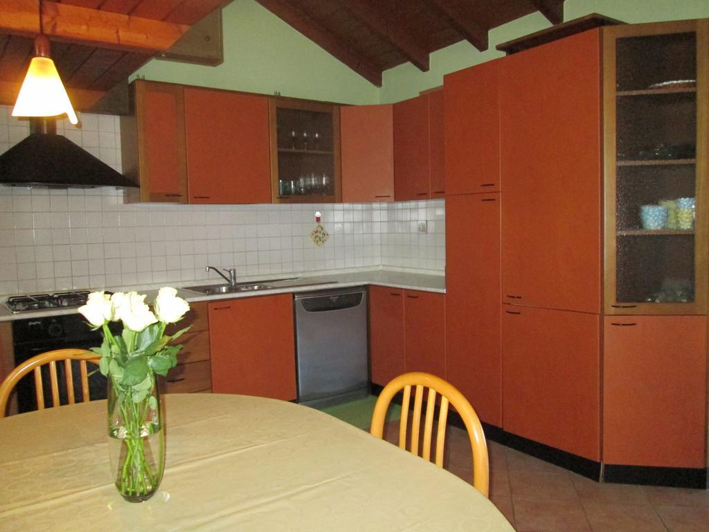 La Casa Del Borgo Bed & Breakfast Brissago-Valtravaglia Dış mekan fotoğraf