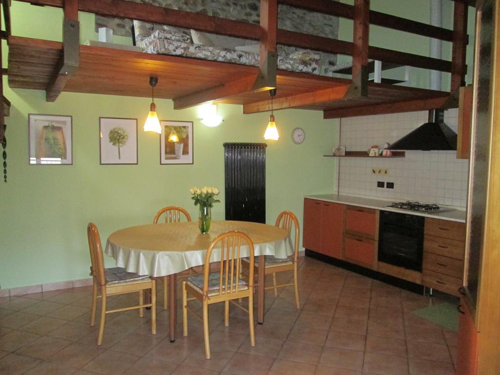 La Casa Del Borgo Bed & Breakfast Brissago-Valtravaglia Dış mekan fotoğraf