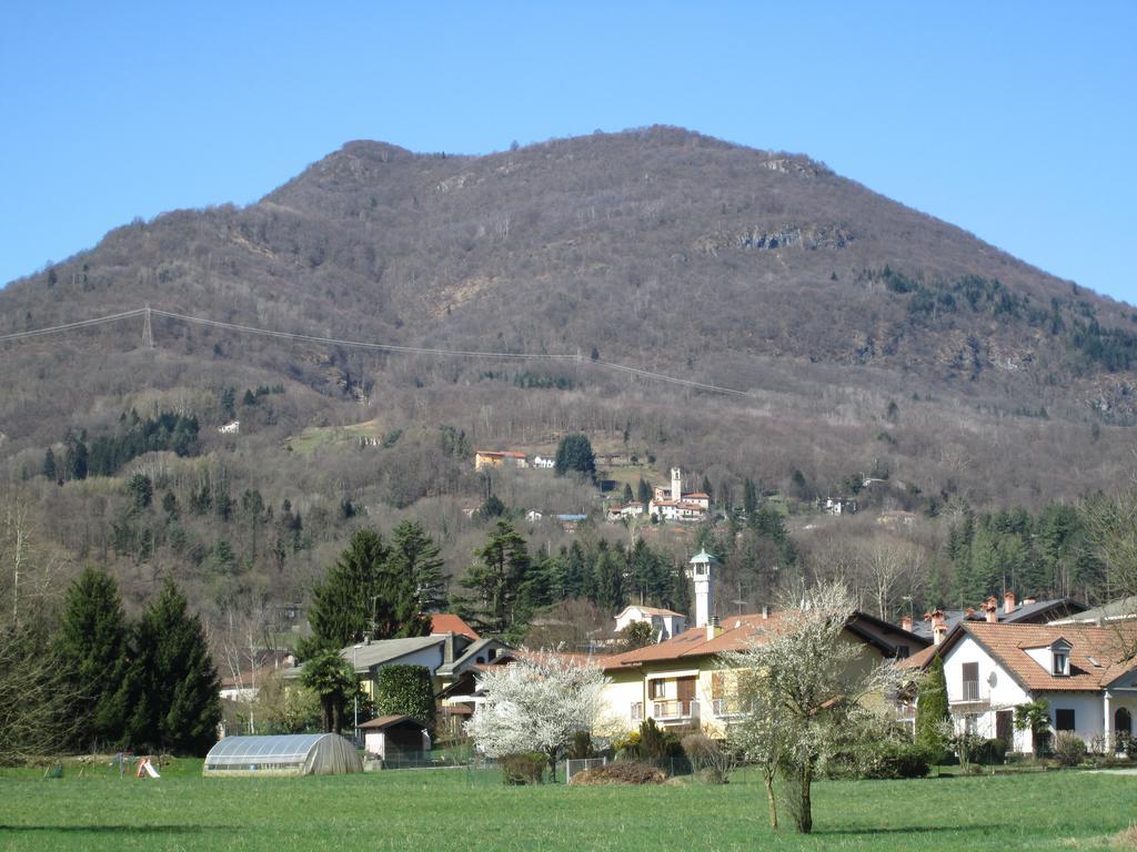 La Casa Del Borgo Bed & Breakfast Brissago-Valtravaglia Dış mekan fotoğraf
