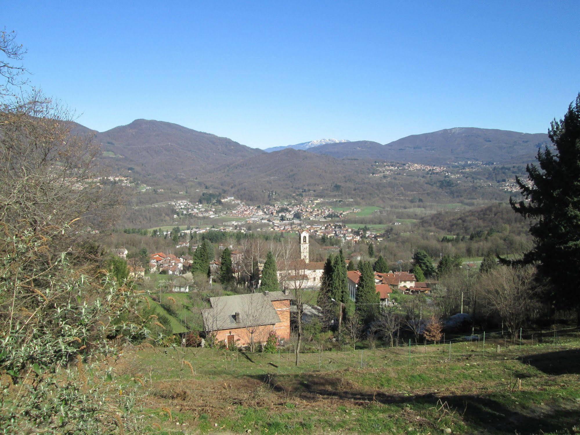 La Casa Del Borgo Bed & Breakfast Brissago-Valtravaglia Dış mekan fotoğraf